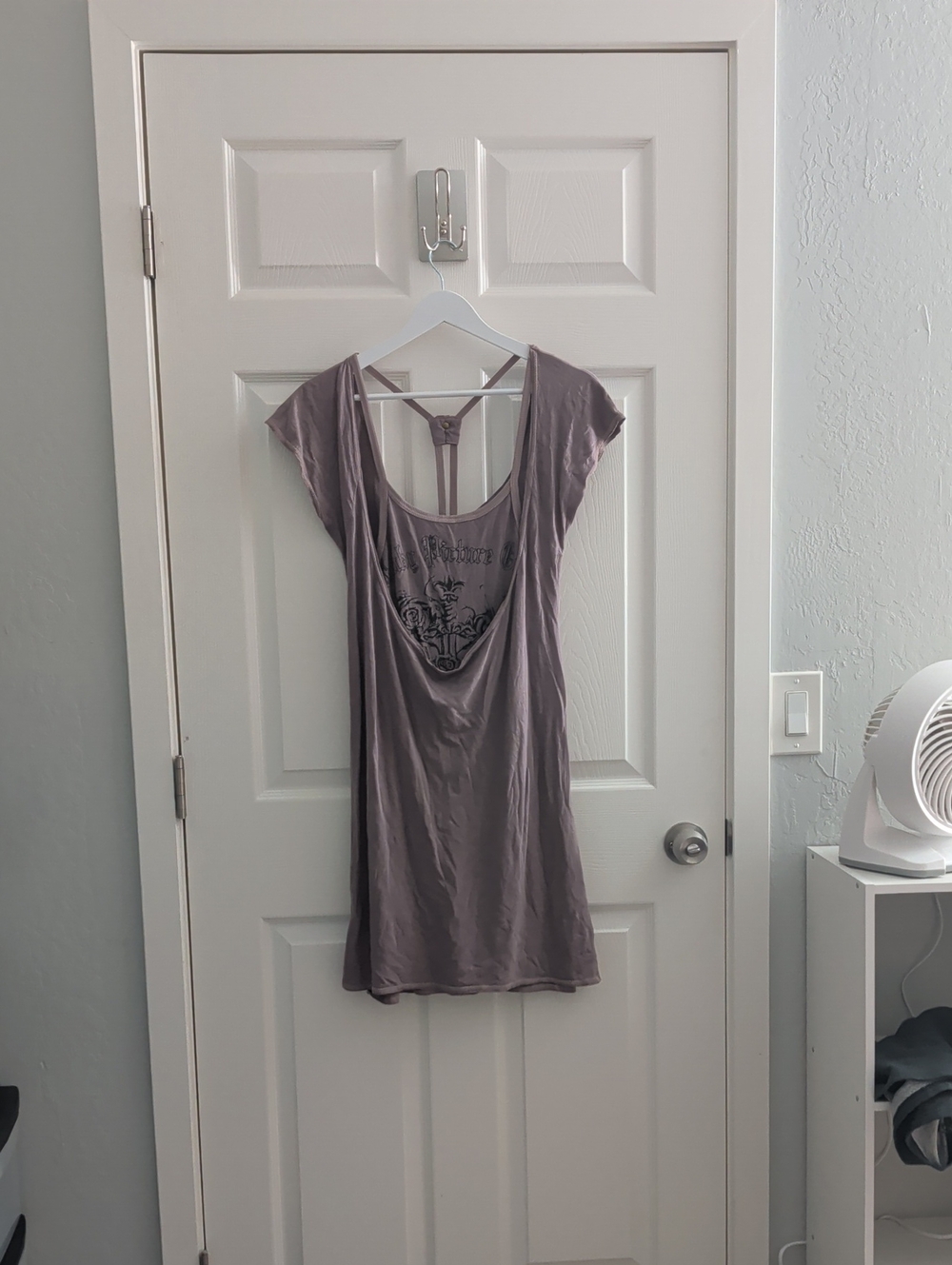 Mauve Graphic Back-Strap Tee Dress